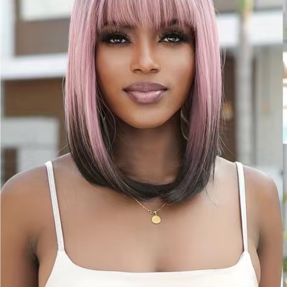 Beautiful Multiple Color Wig. Shoulder Length. - Picture 2 of 3